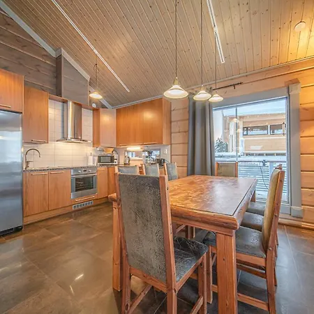 Levillas Kinnastie 35 Villa Levi