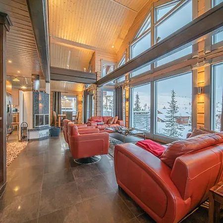 Levillas Kinnastie 35 Villa